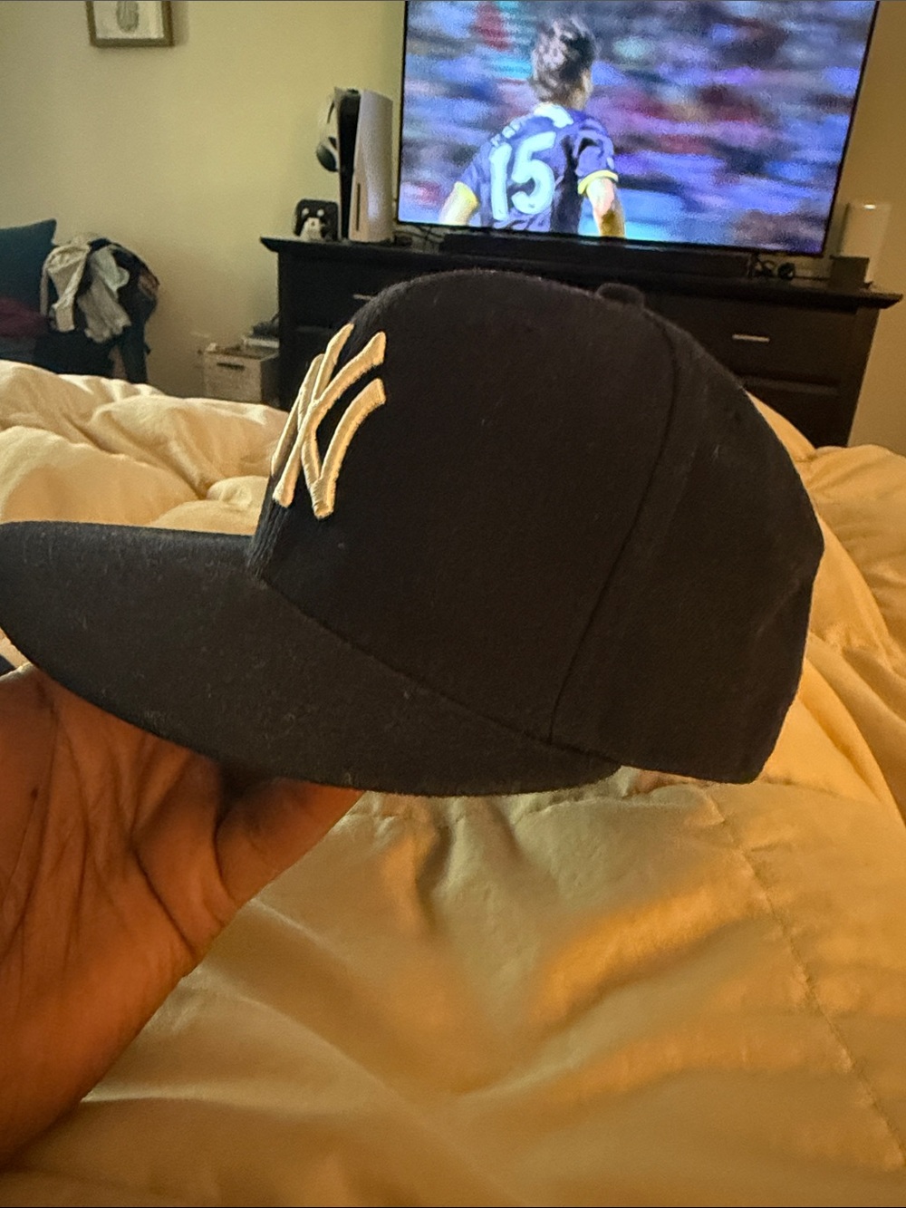 NY Yankees Fitted Baseball Cap - Picture 4 of 4